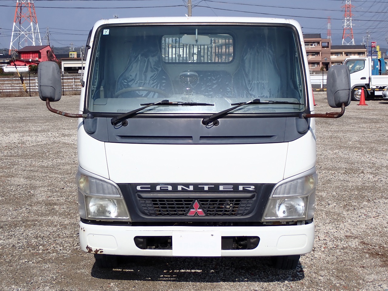 MITSUBISHI Canter