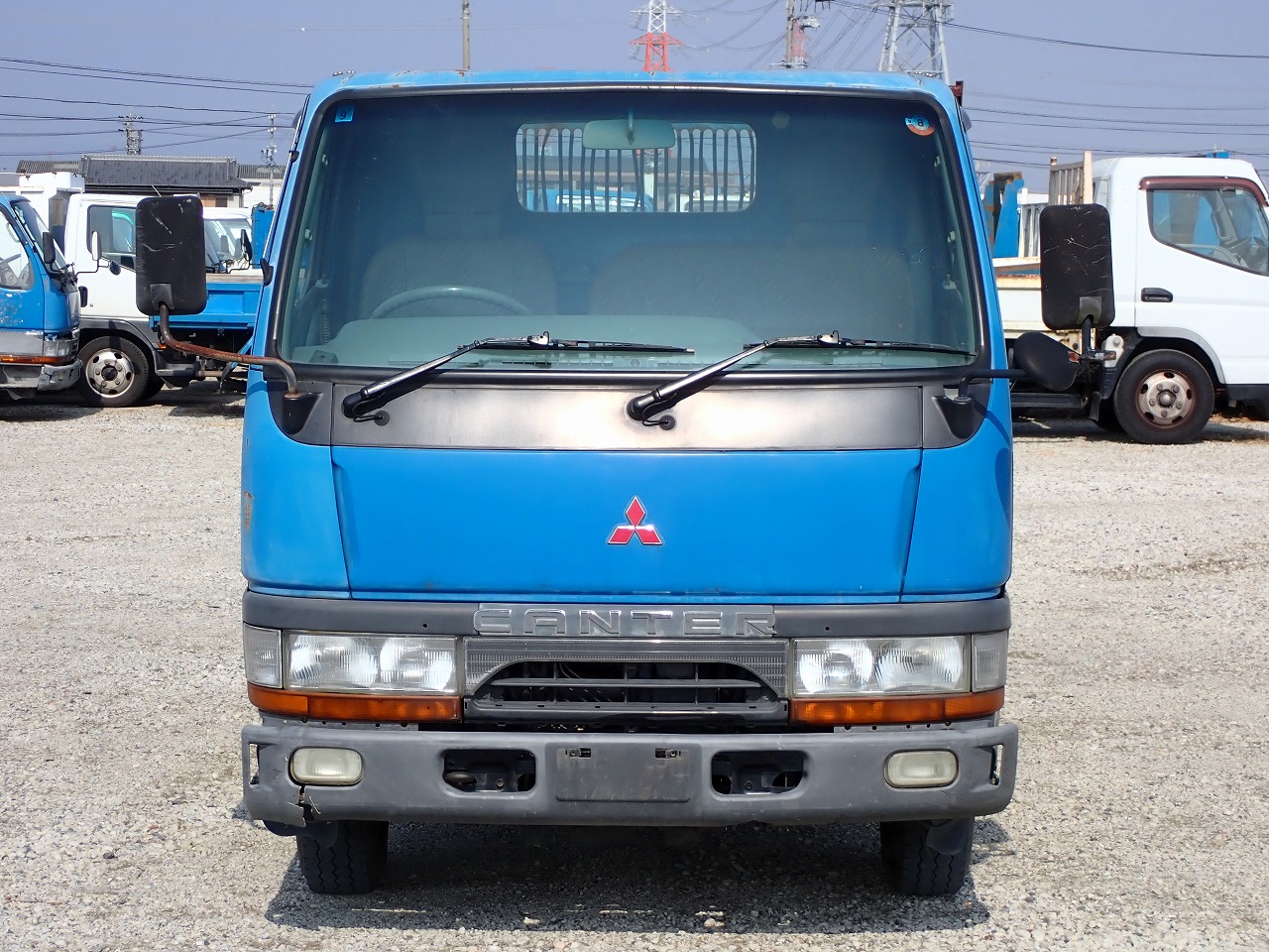 MITSUBISHI Canter
