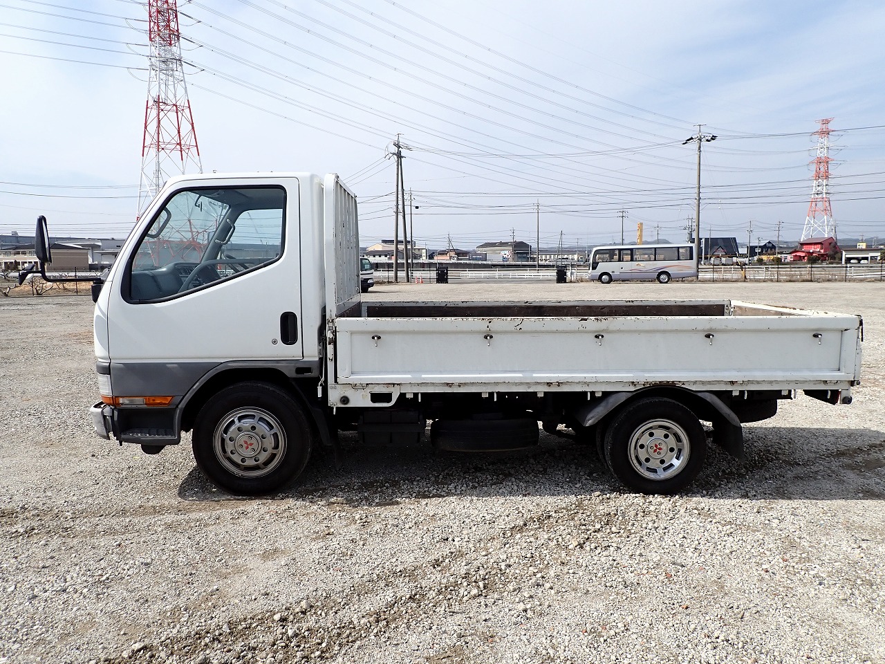 MITSUBISHI Canter