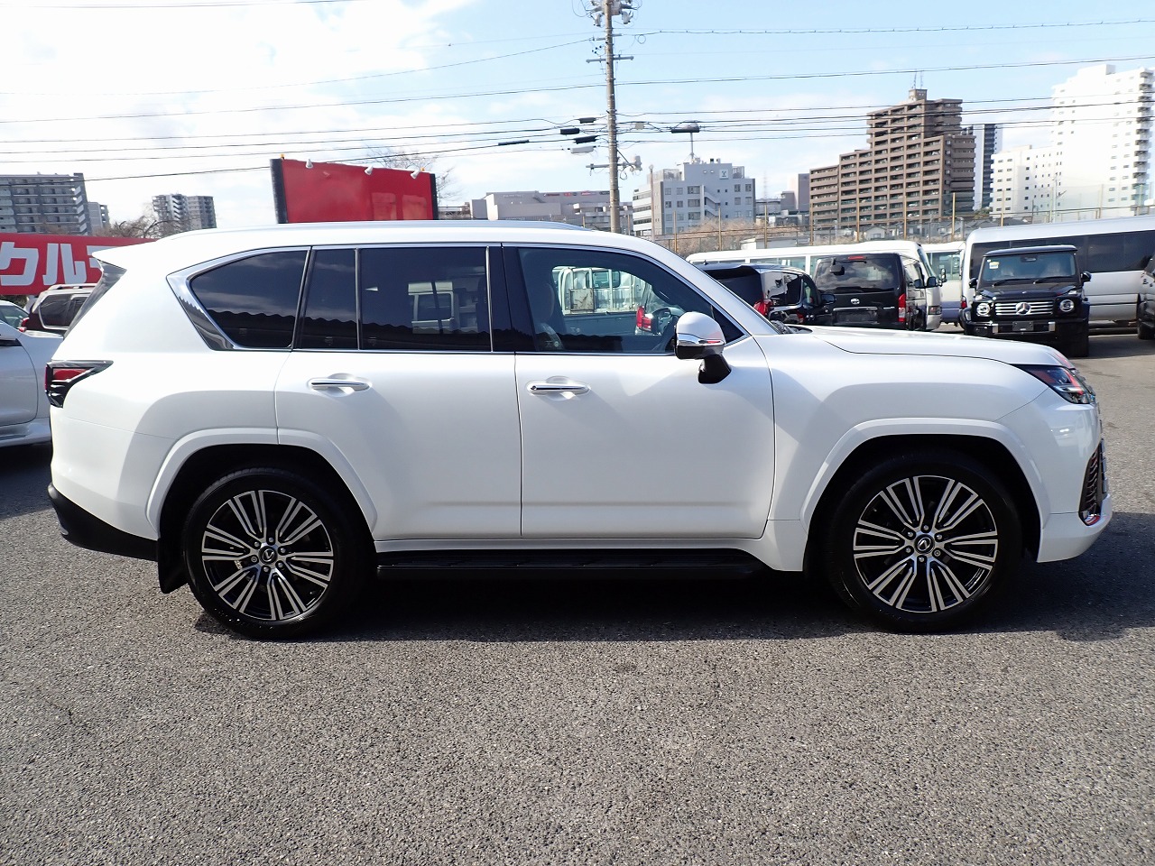 LEXUS LX