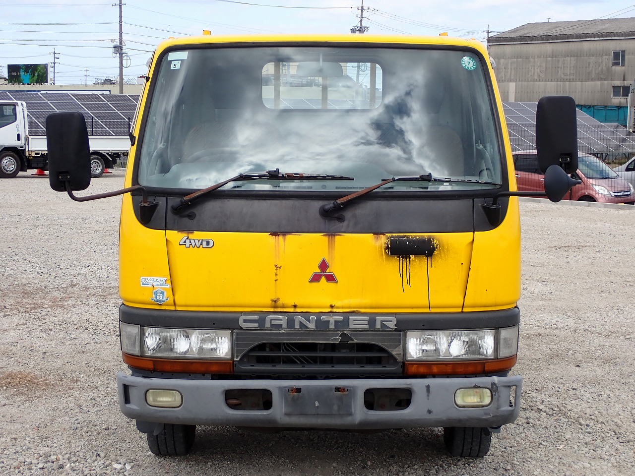 MITSUBISHI Canter
