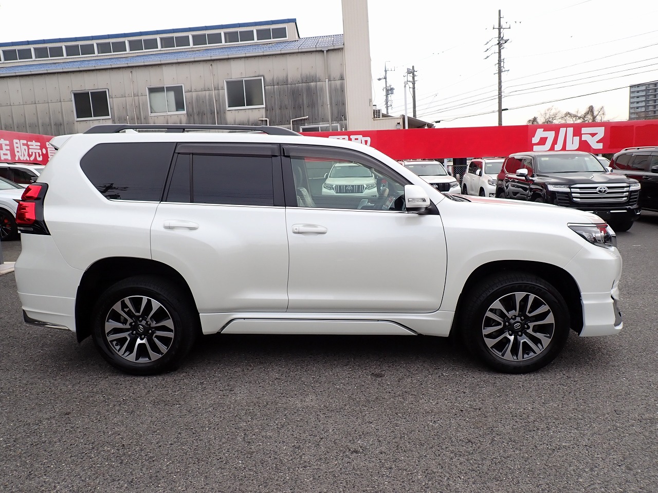 TOYOTA Land Cruiser Prado