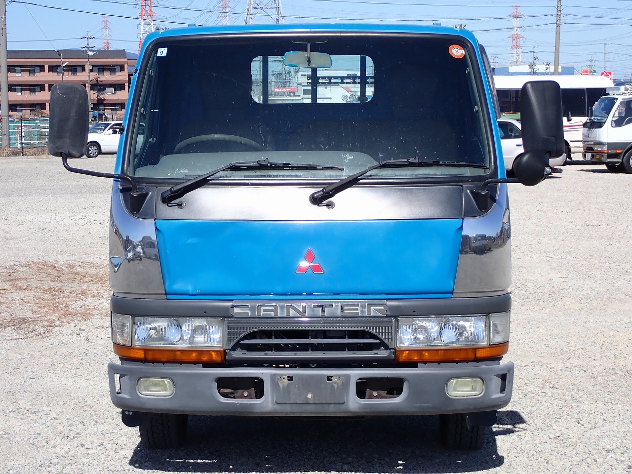 MITSUBISHI Canter