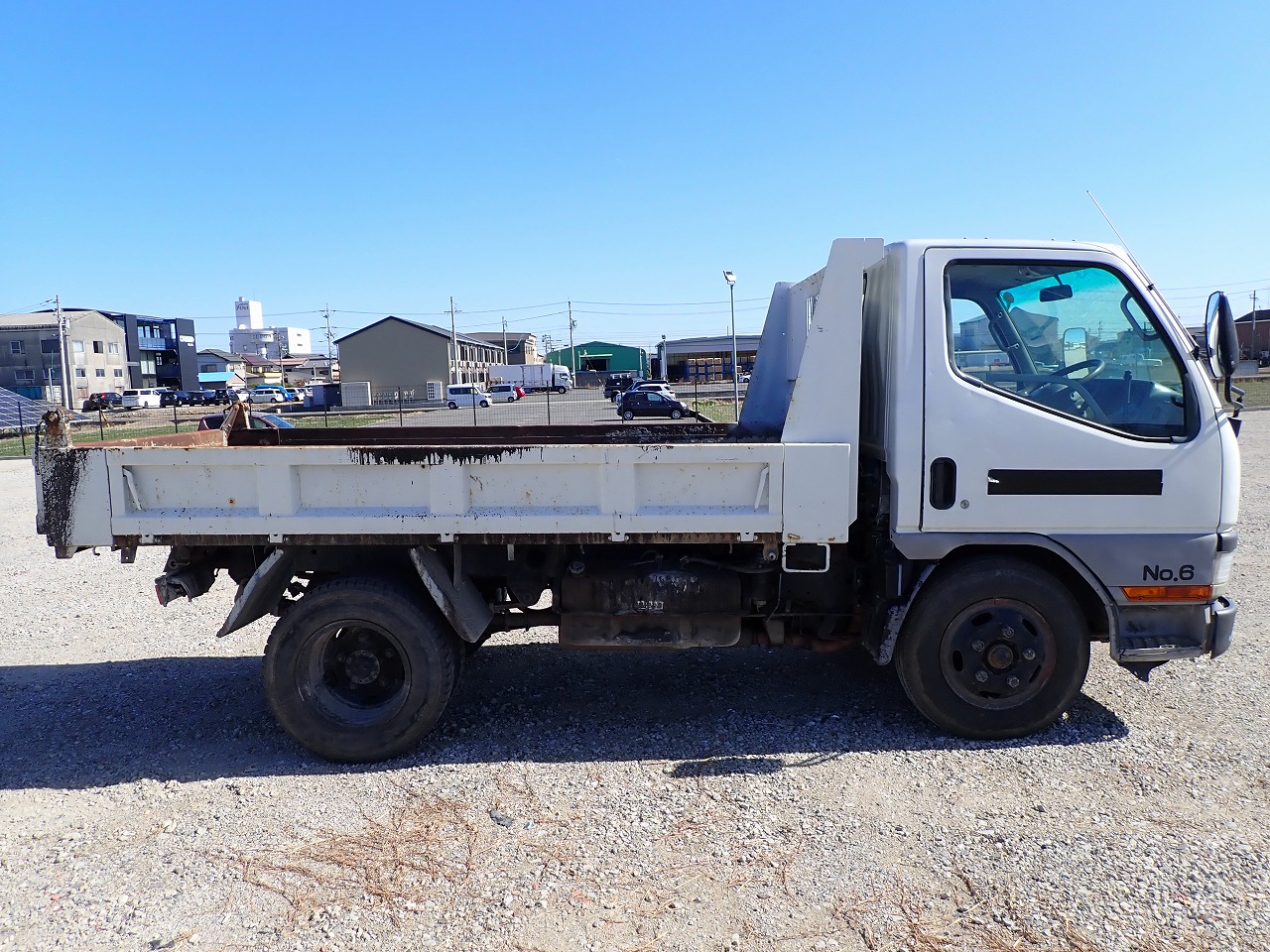 MITSUBISHI Canter