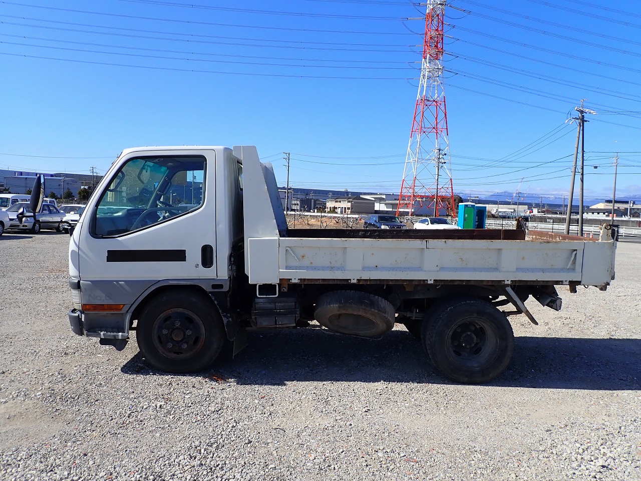 MITSUBISHI Canter
