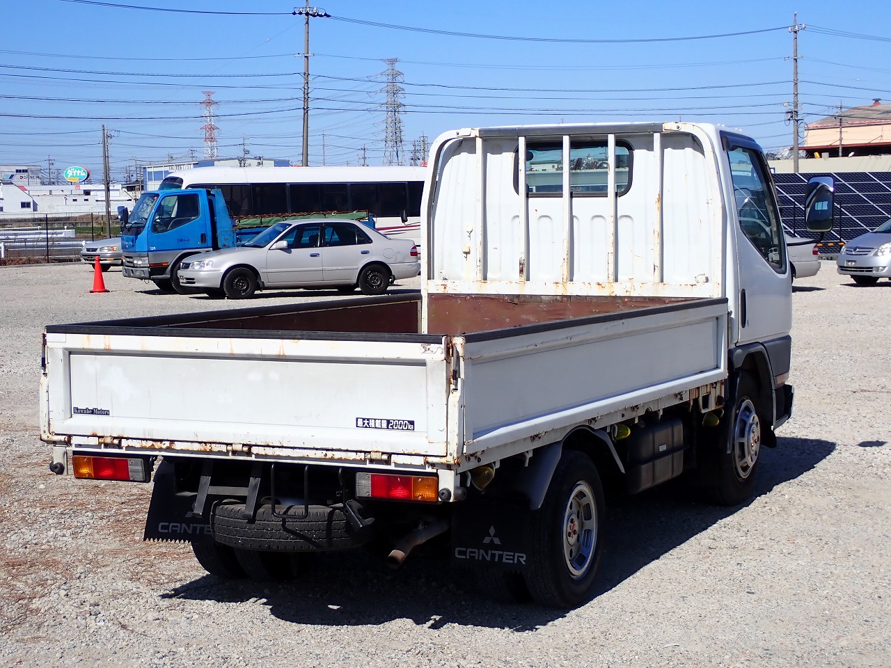 MITSUBISHI Canter
