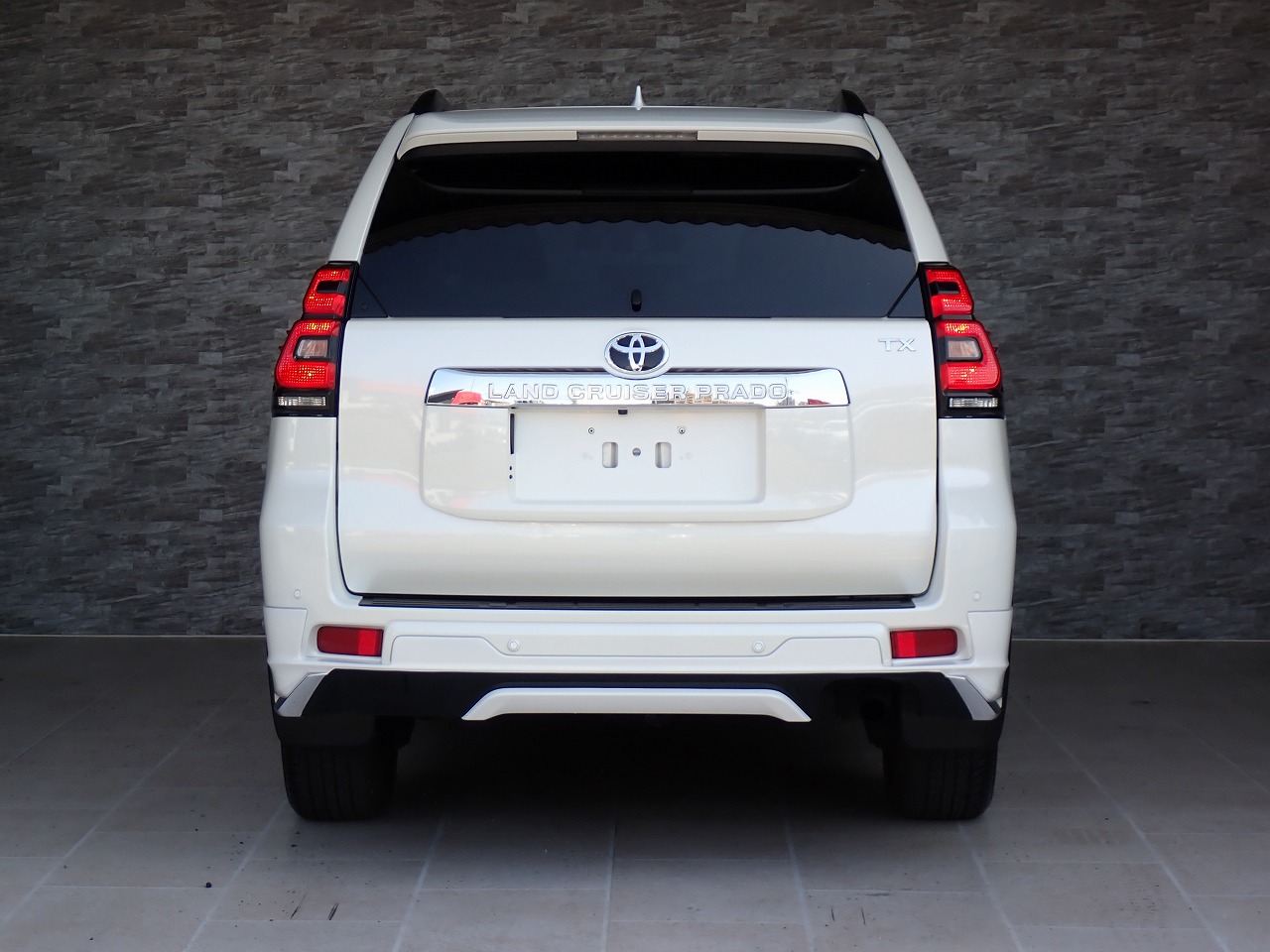 TOYOTA Land Cruiser Prado