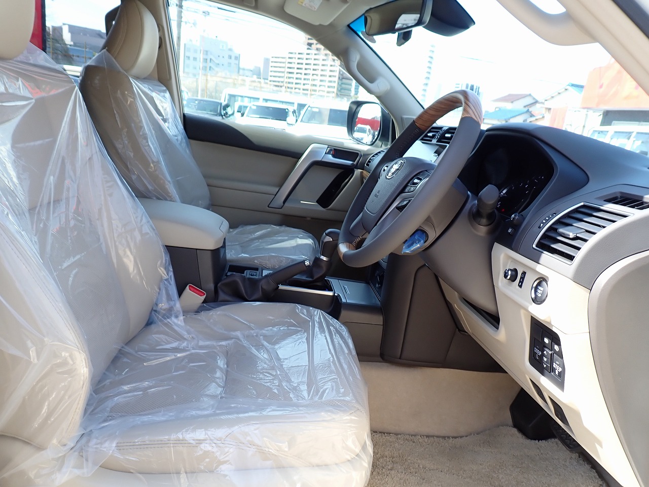 TOYOTA Land Cruiser Prado