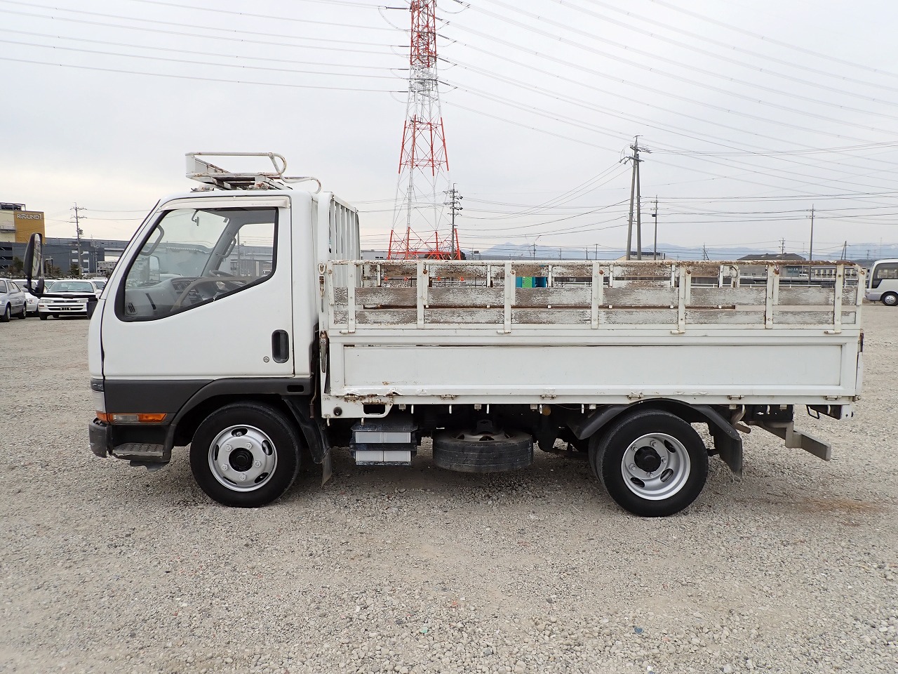 MITSUBISHI Canter
