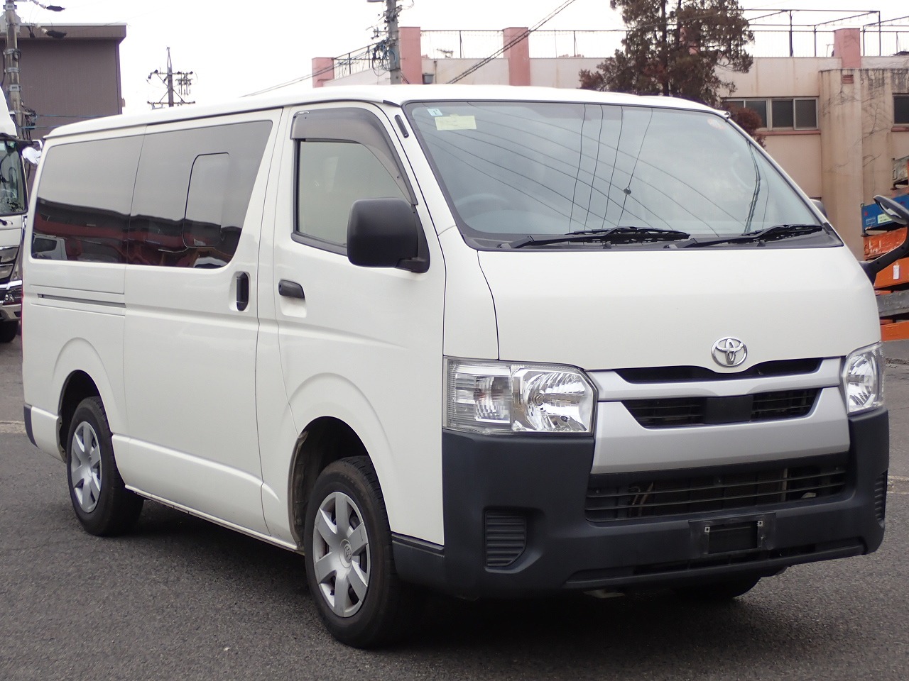 TOYOTA Hiace Van