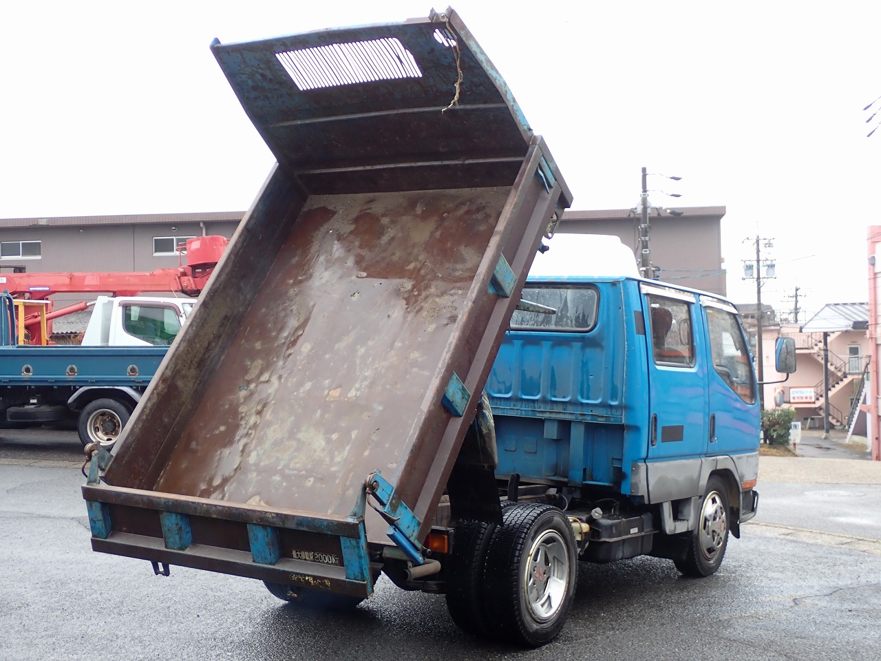 MITSUBISHI Canter
