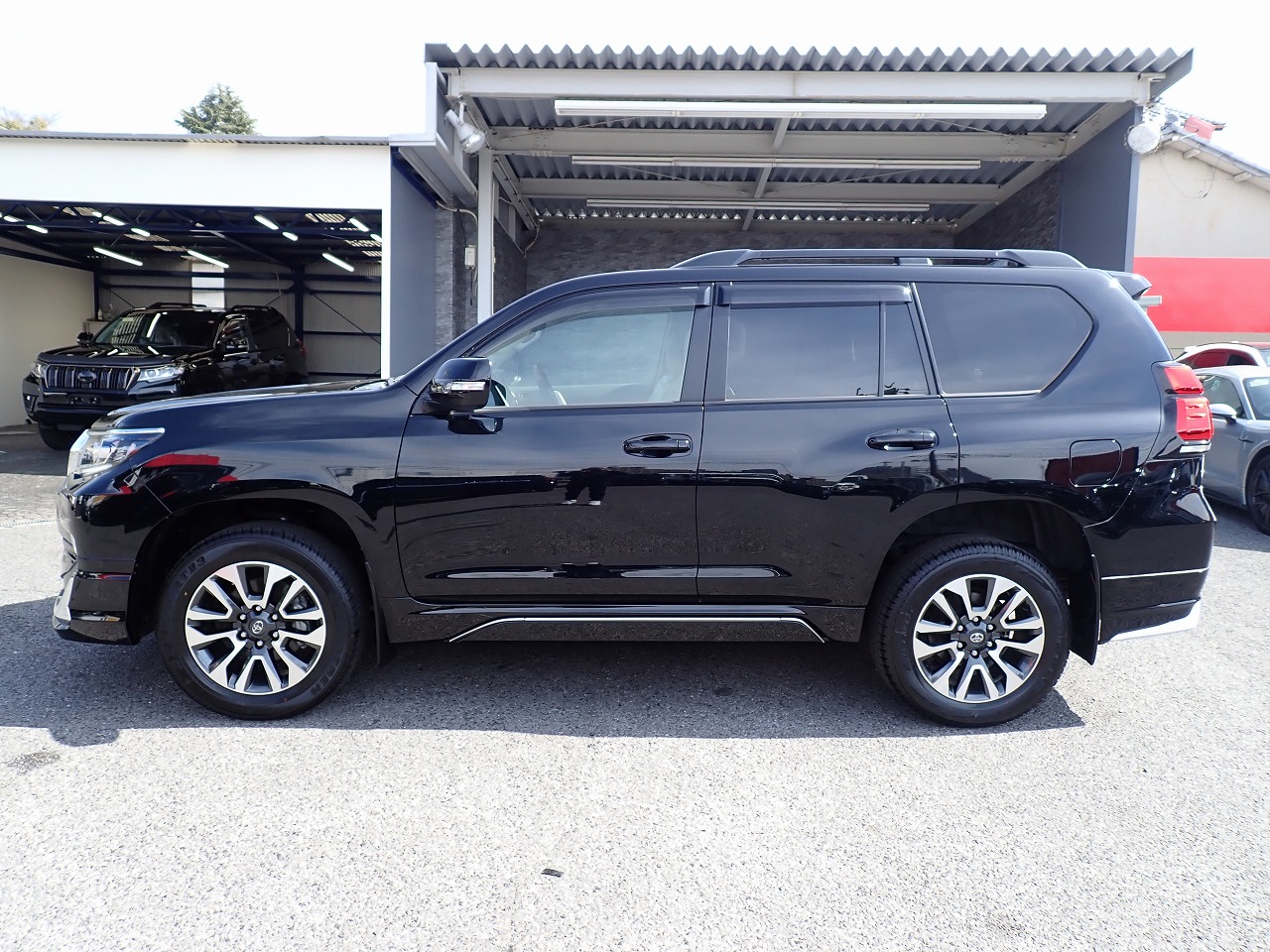 TOYOTA Land Cruiser Prado