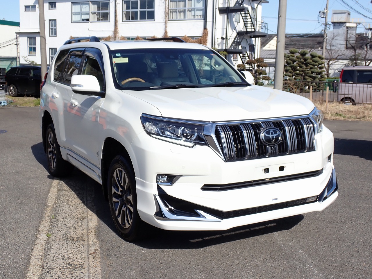 TOYOTA Land Cruiser Prado