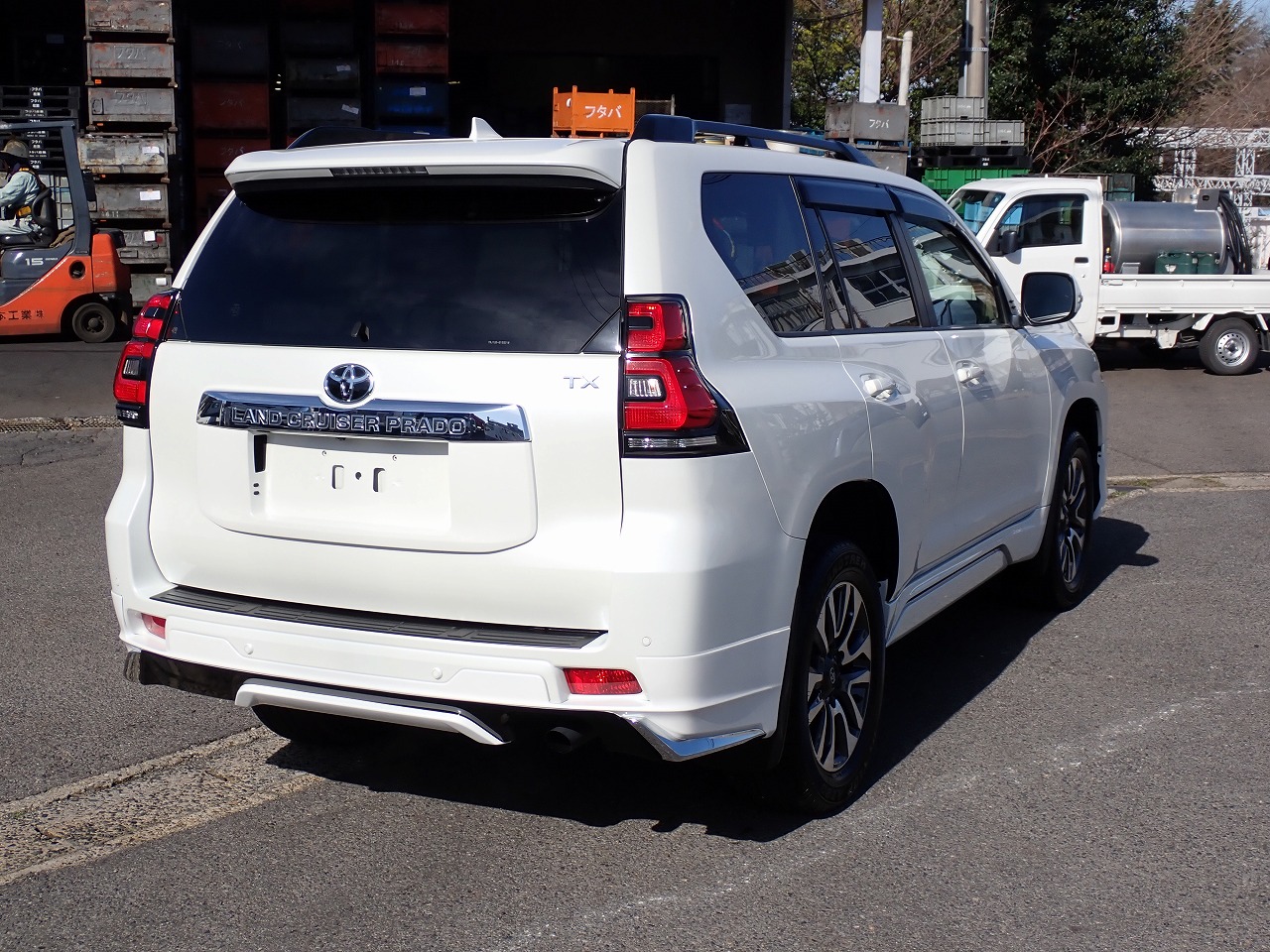 TOYOTA Land Cruiser Prado