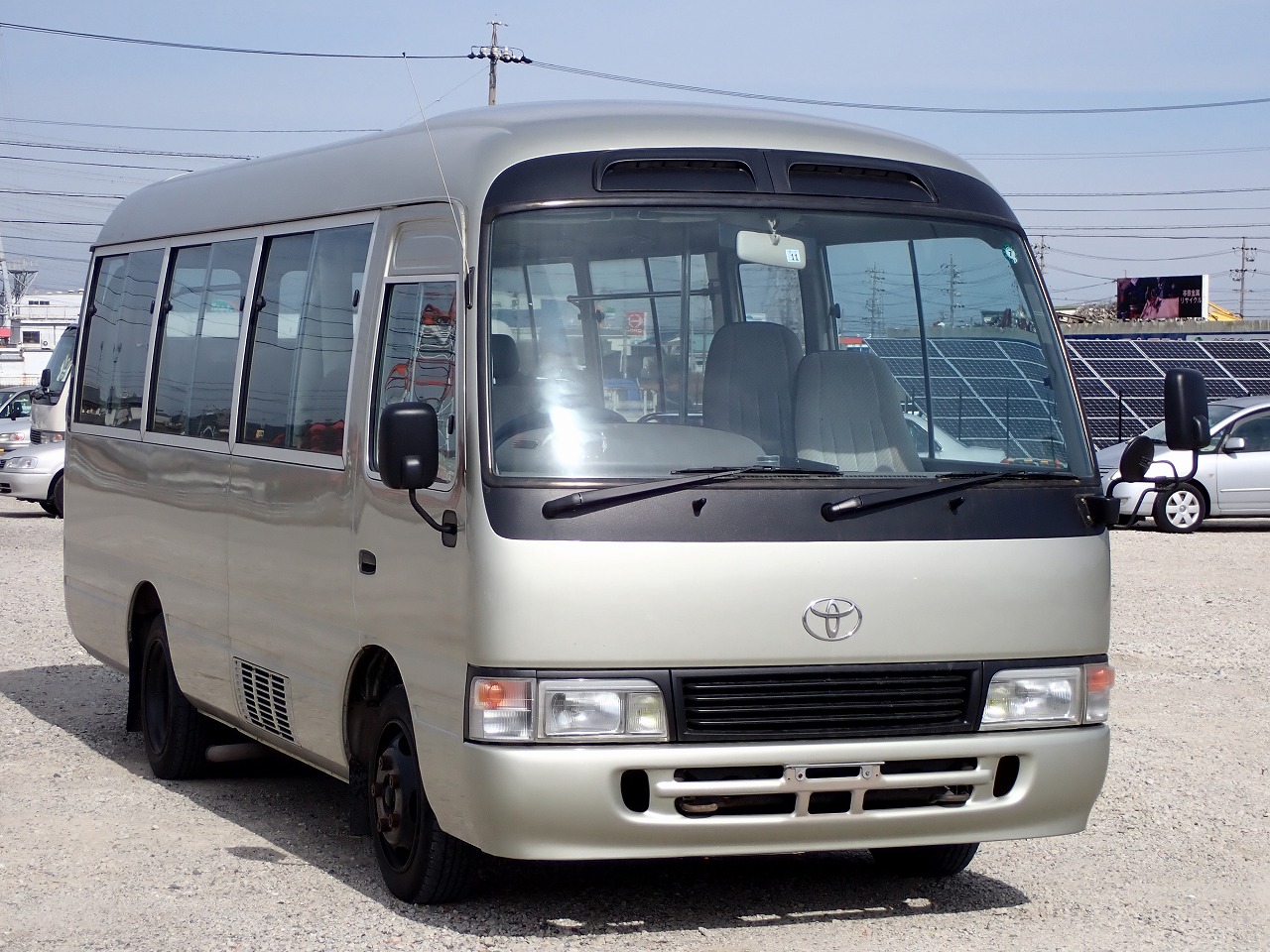 TOYOTA Coaster