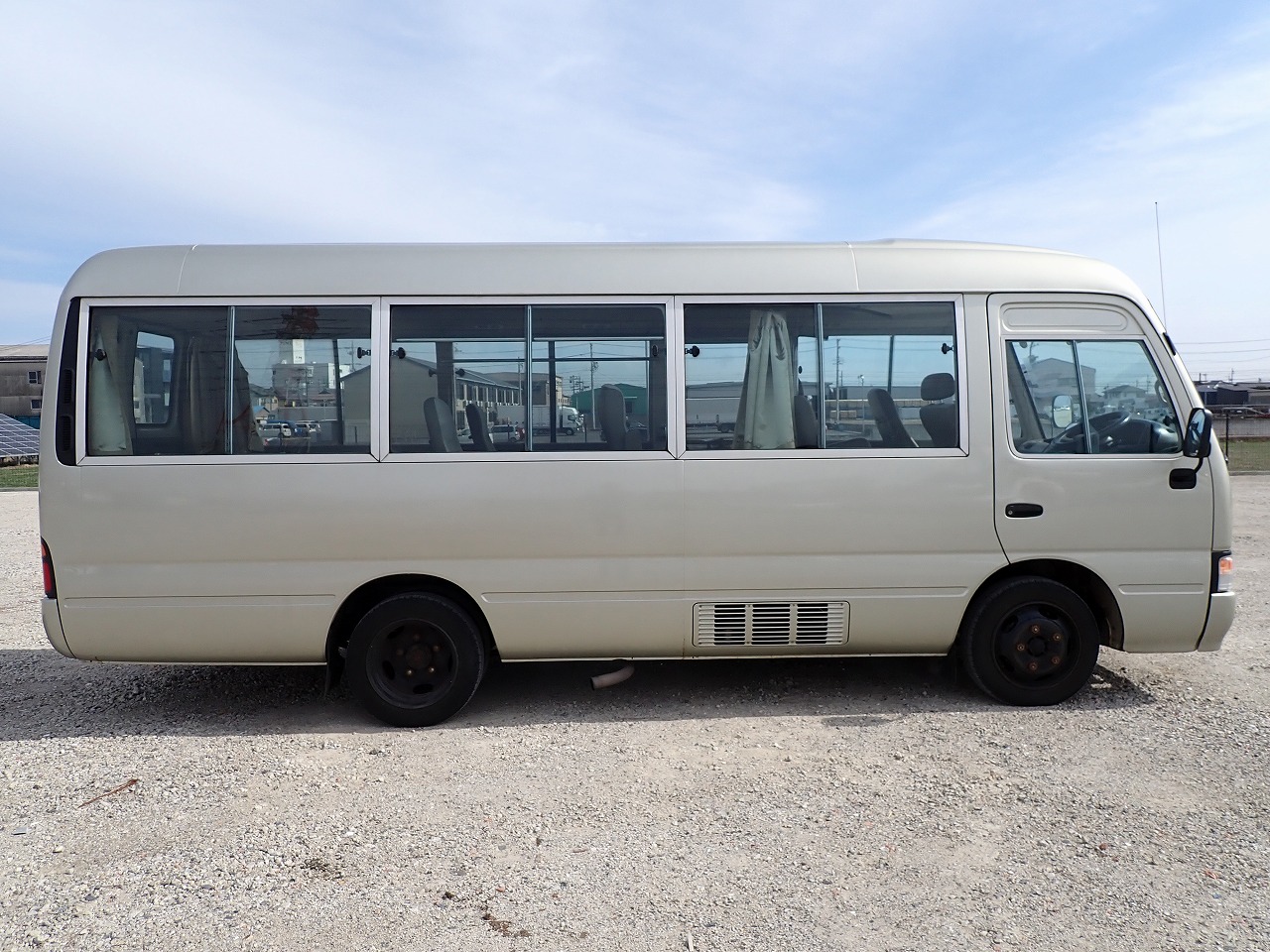TOYOTA Coaster
