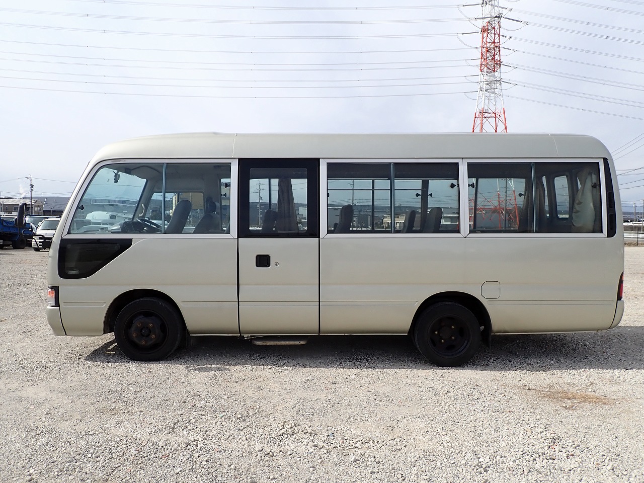 TOYOTA Coaster