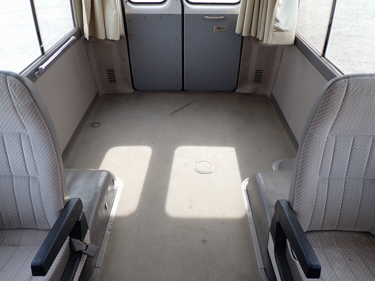 TOYOTA Coaster
