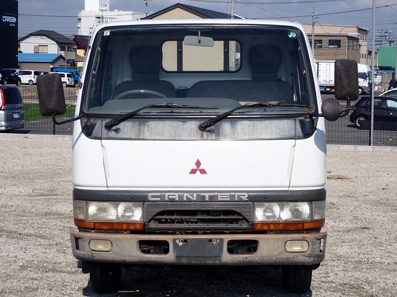 MITSUBISHI Canter
