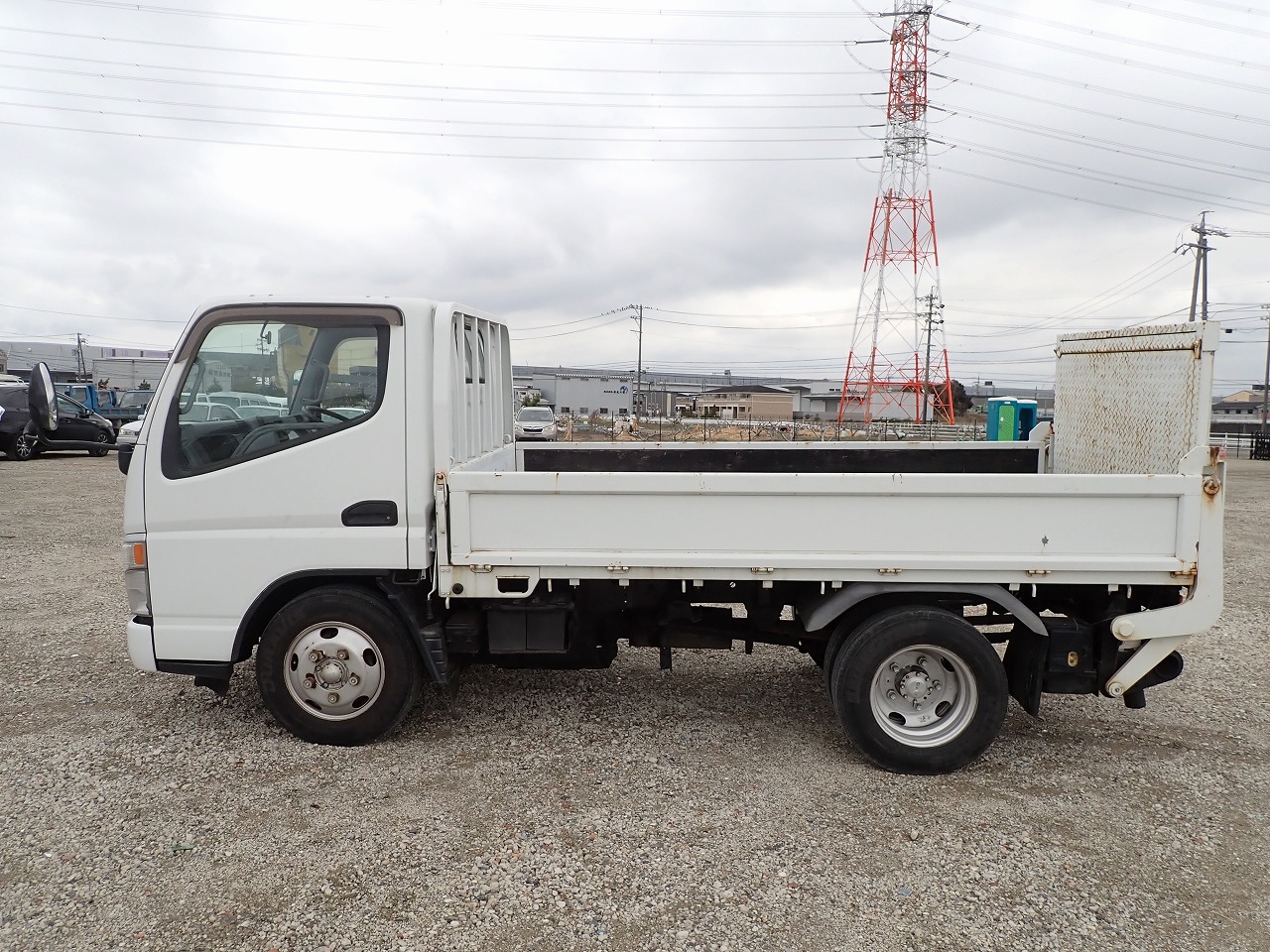 MITSUBISHI Canter