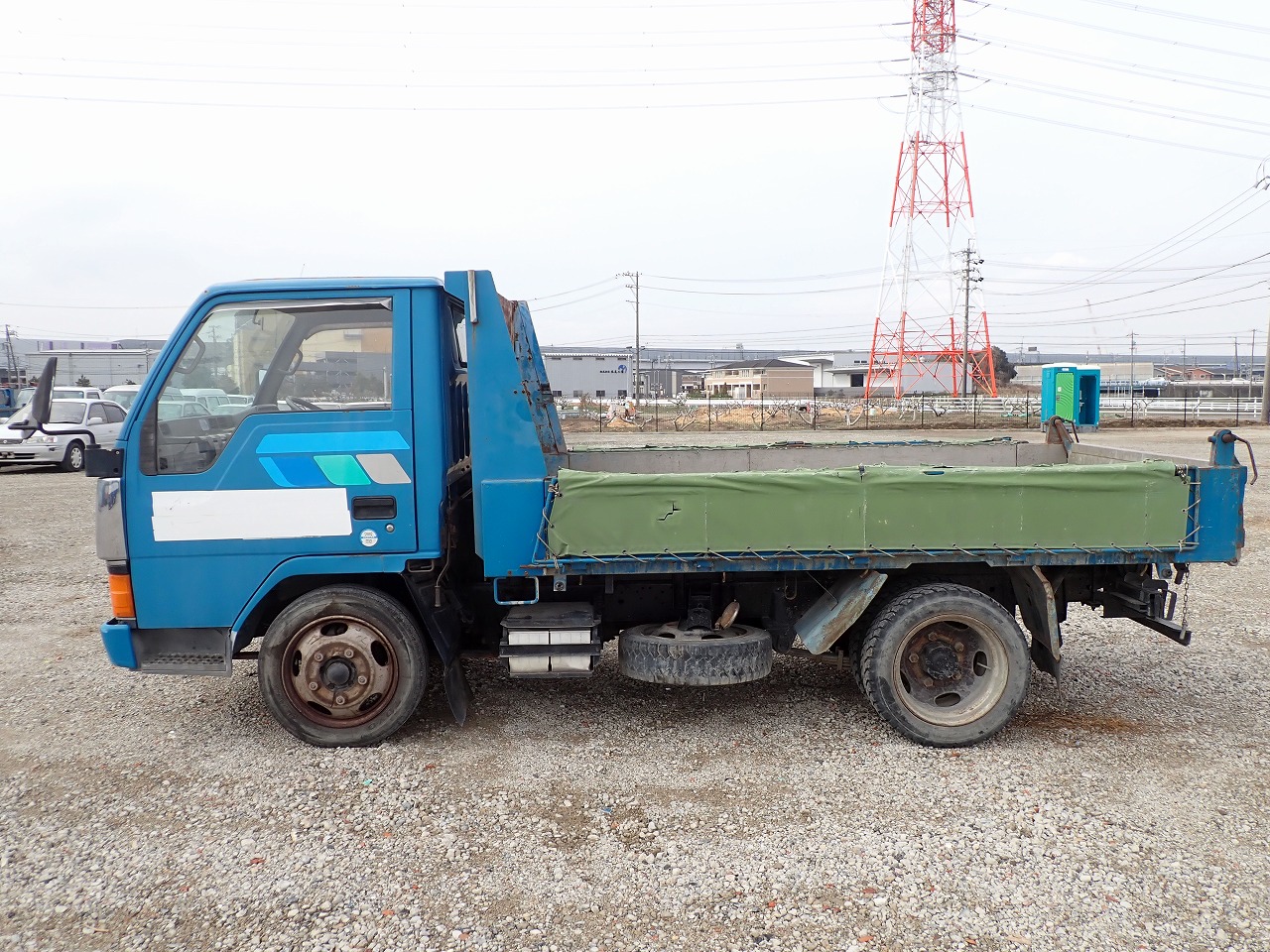 MITSUBISHI Canter