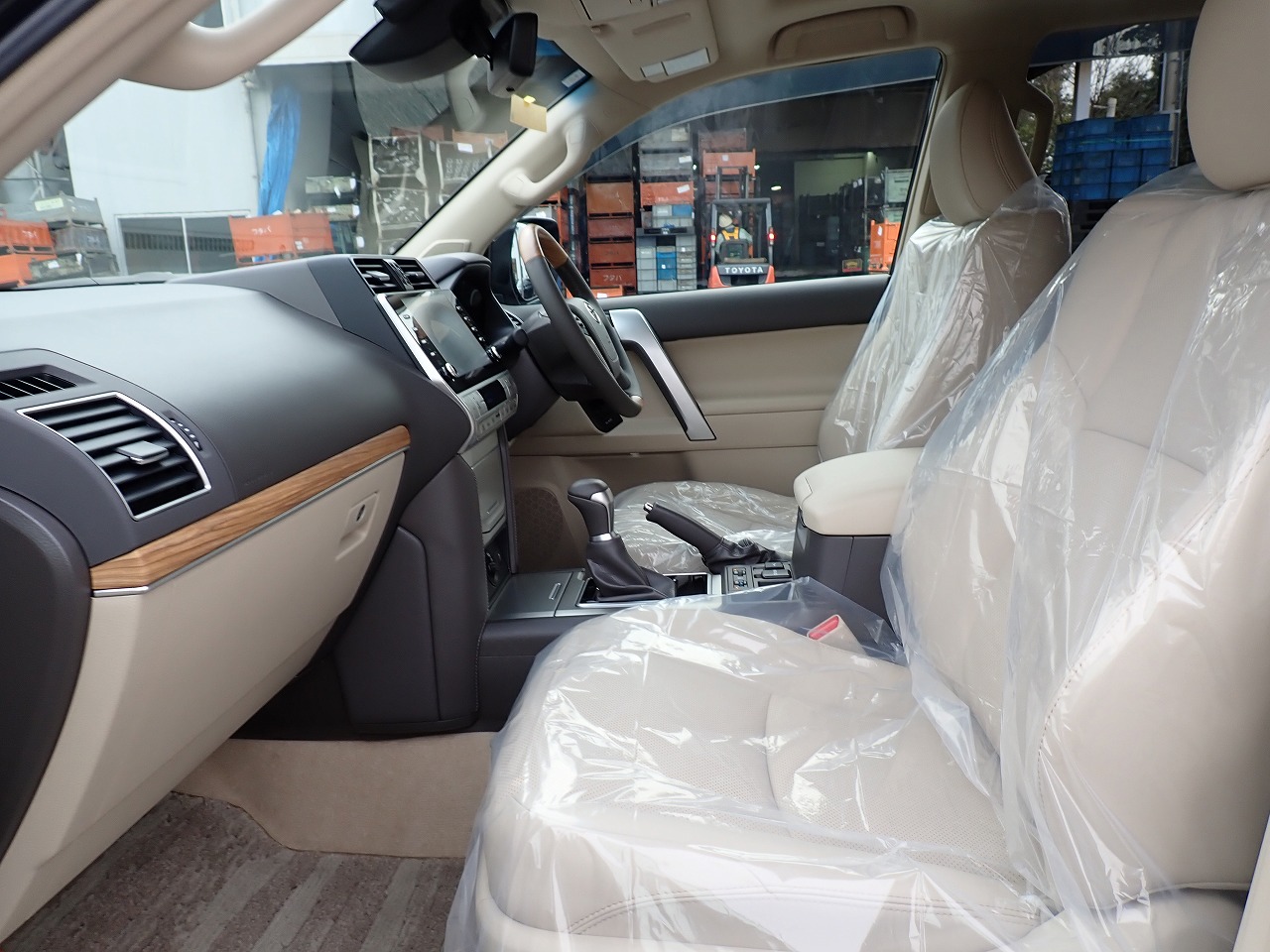 TOYOTA Land Cruiser Prado