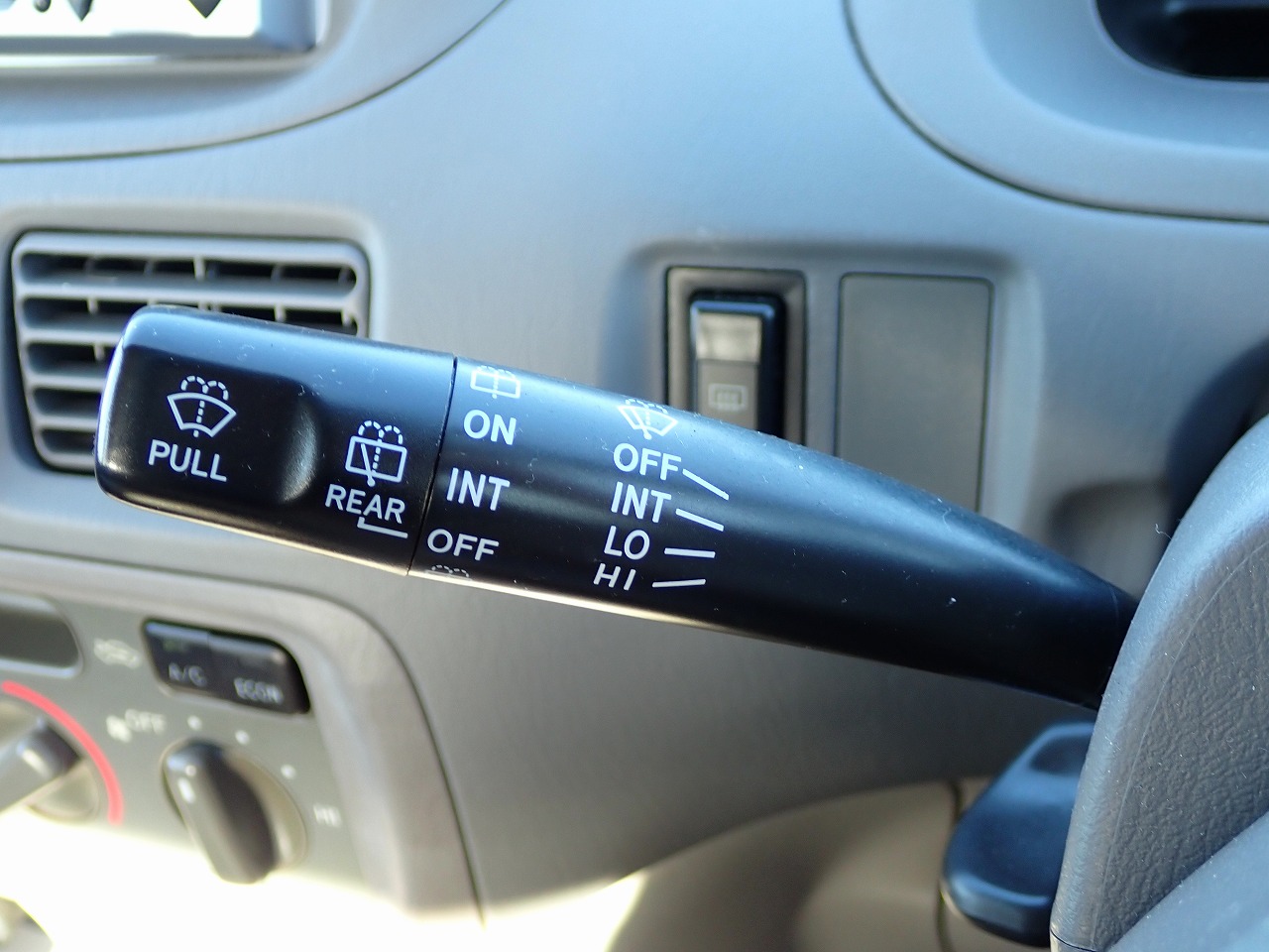 TOYOTA Corolla Spacio