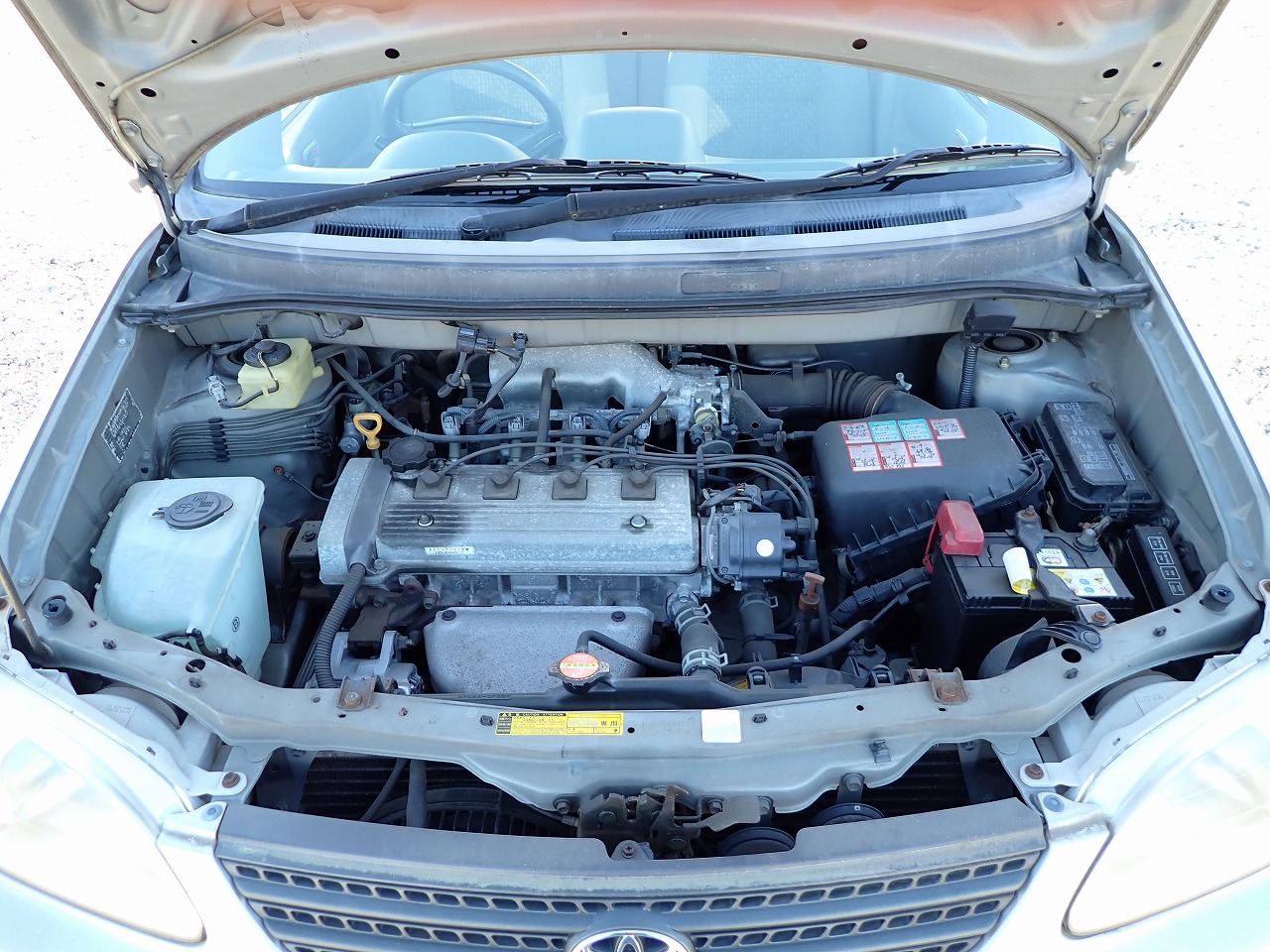 TOYOTA Corolla Spacio