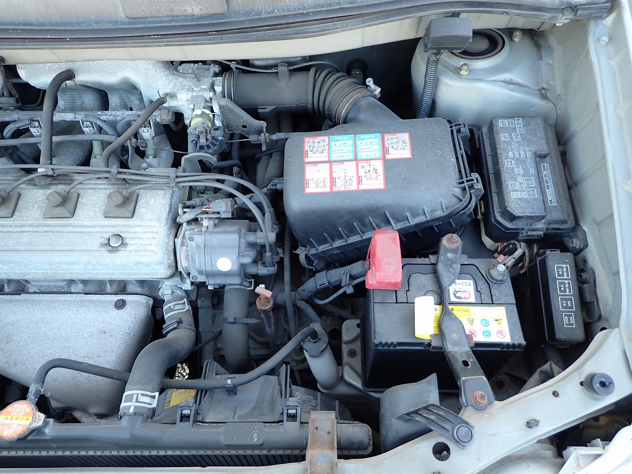 TOYOTA Corolla Spacio