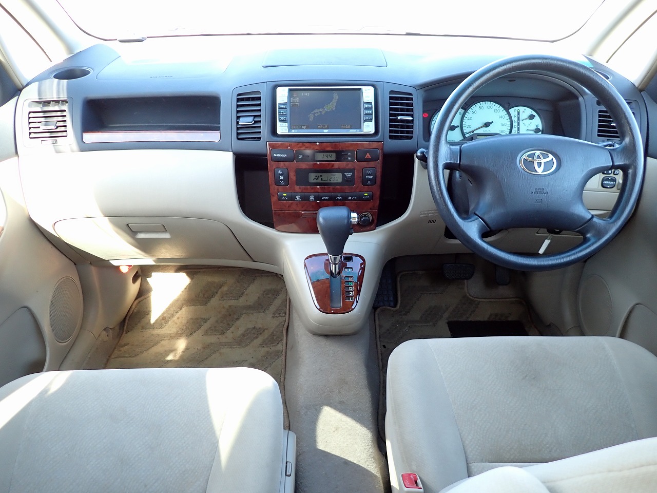 TOYOTA Corolla Spacio