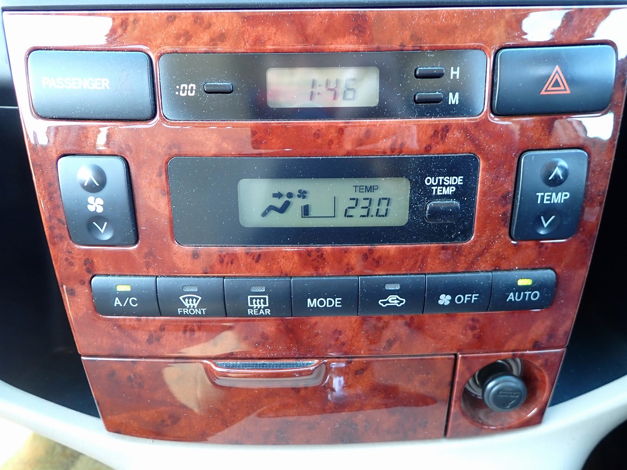 TOYOTA Corolla Spacio