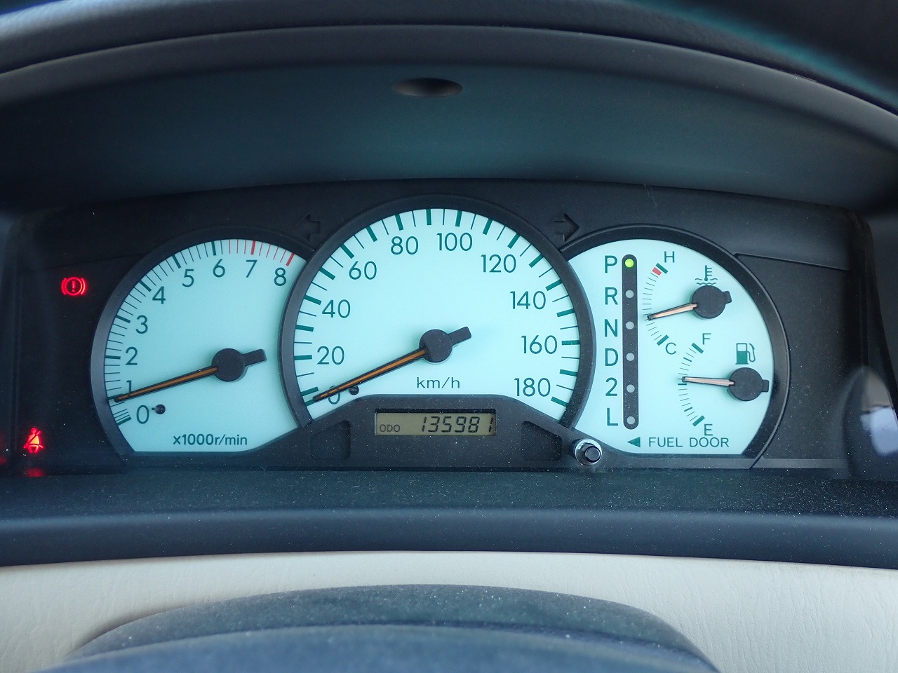 TOYOTA Corolla Spacio