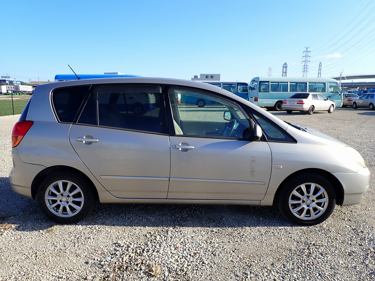 TOYOTA Corolla Spacio