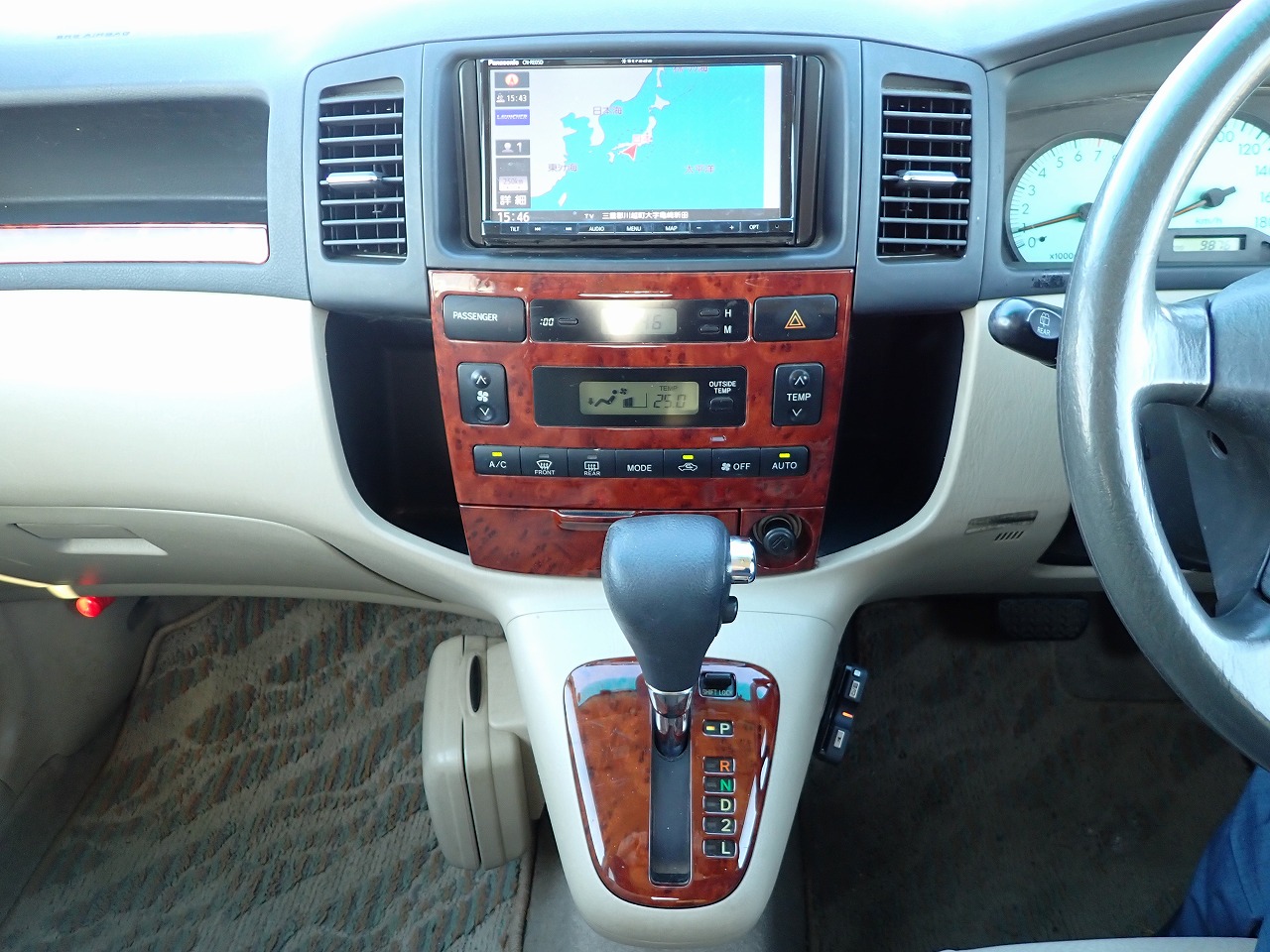 TOYOTA Corolla Spacio