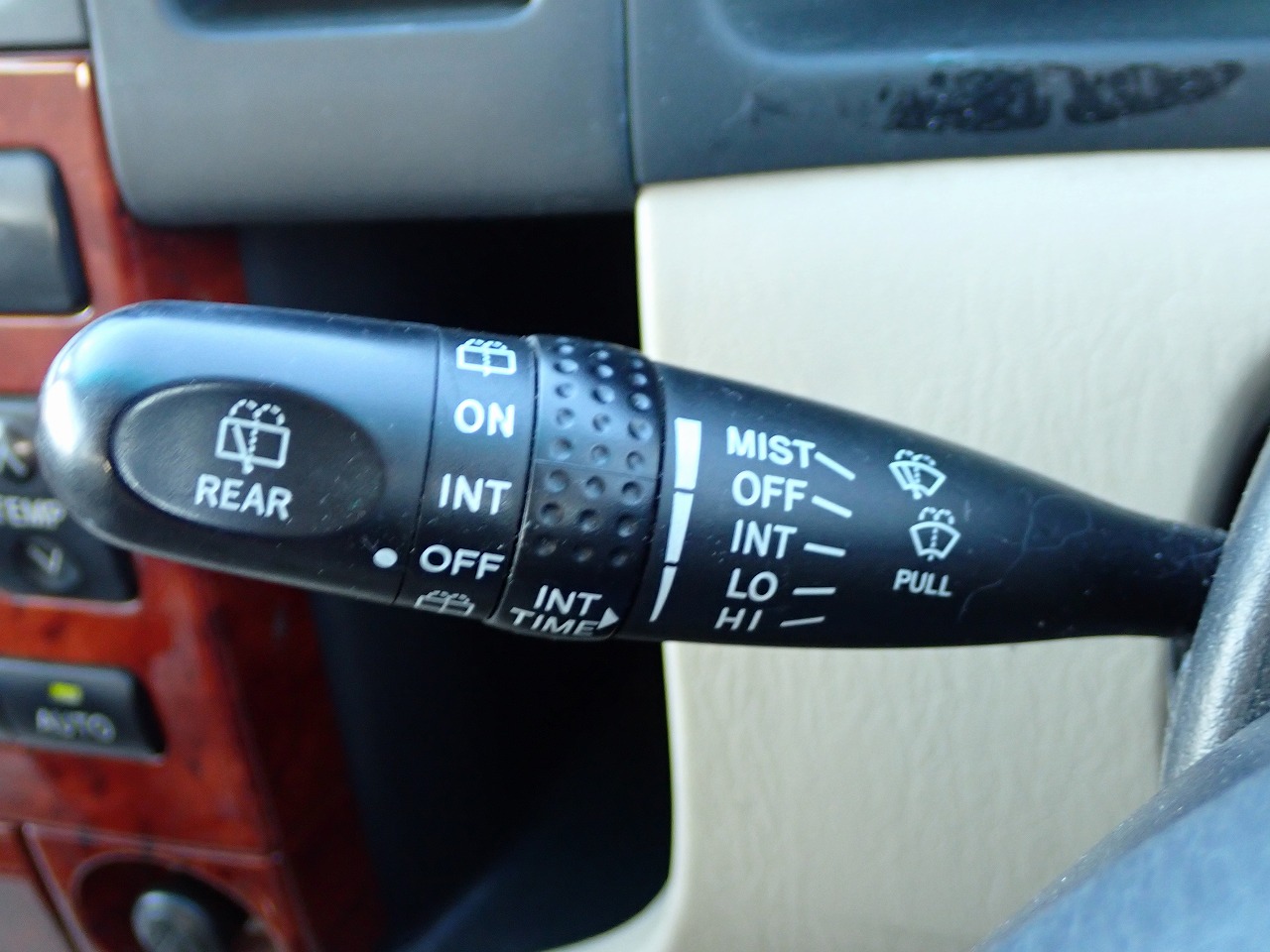 TOYOTA Corolla Spacio