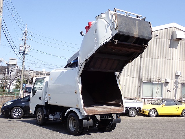 ISUZU Elf Truck