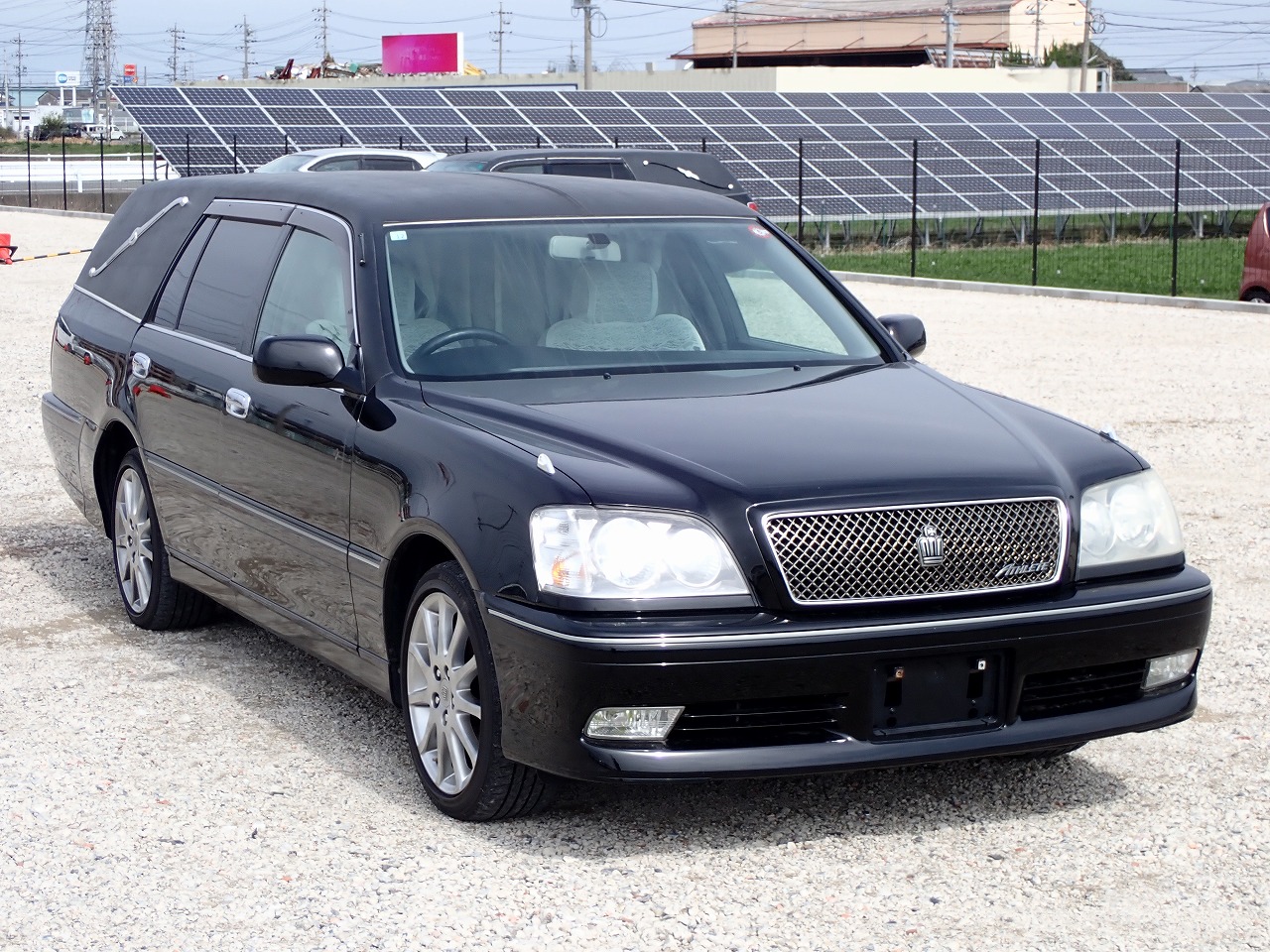 TOYOTA Crown Estate