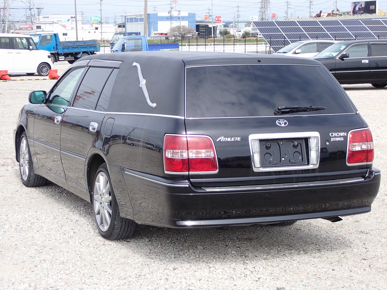 TOYOTA Crown Estate