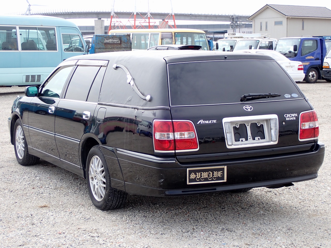 TOYOTA Crown Estate