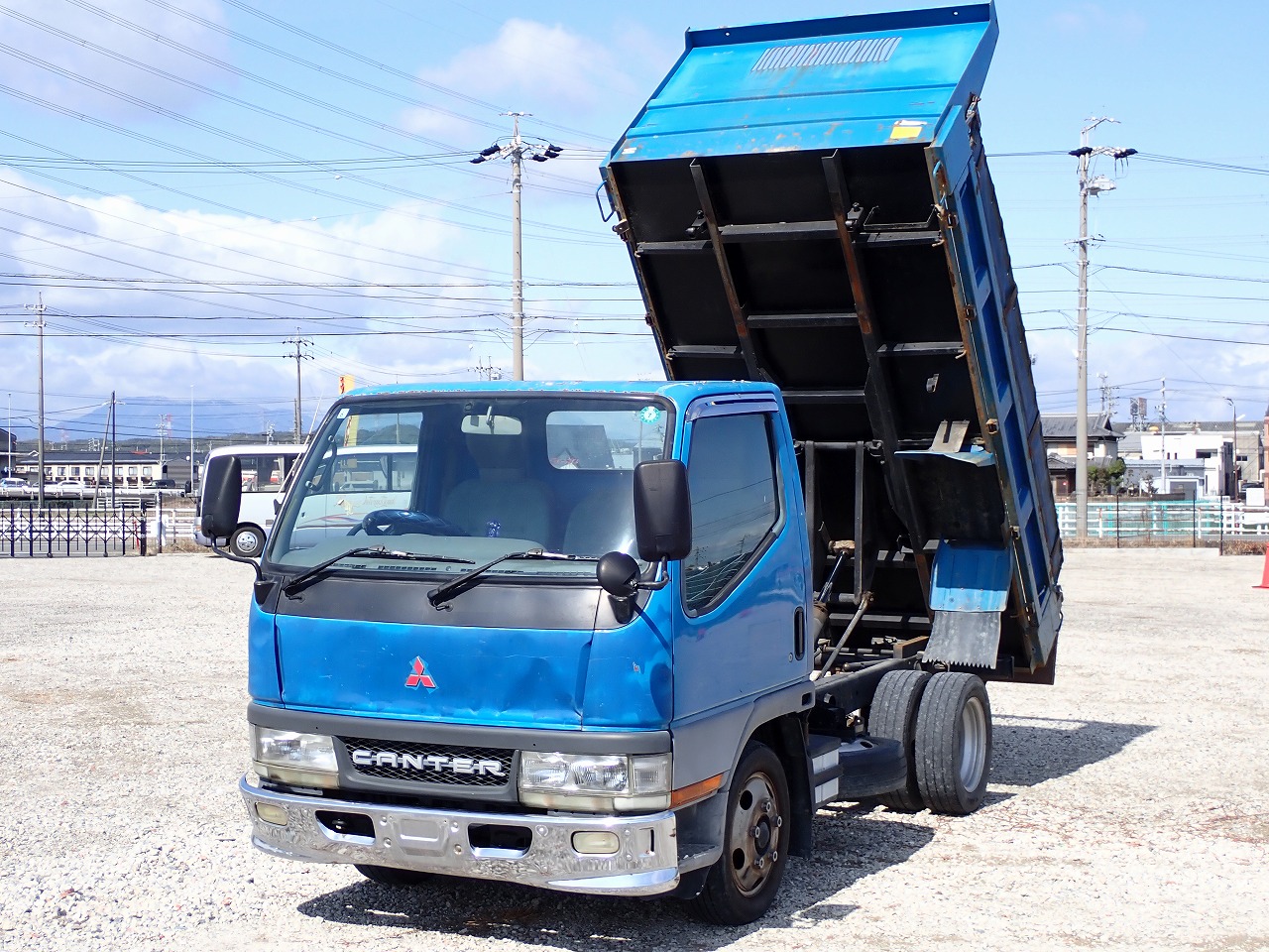 MITSUBISHI Canter