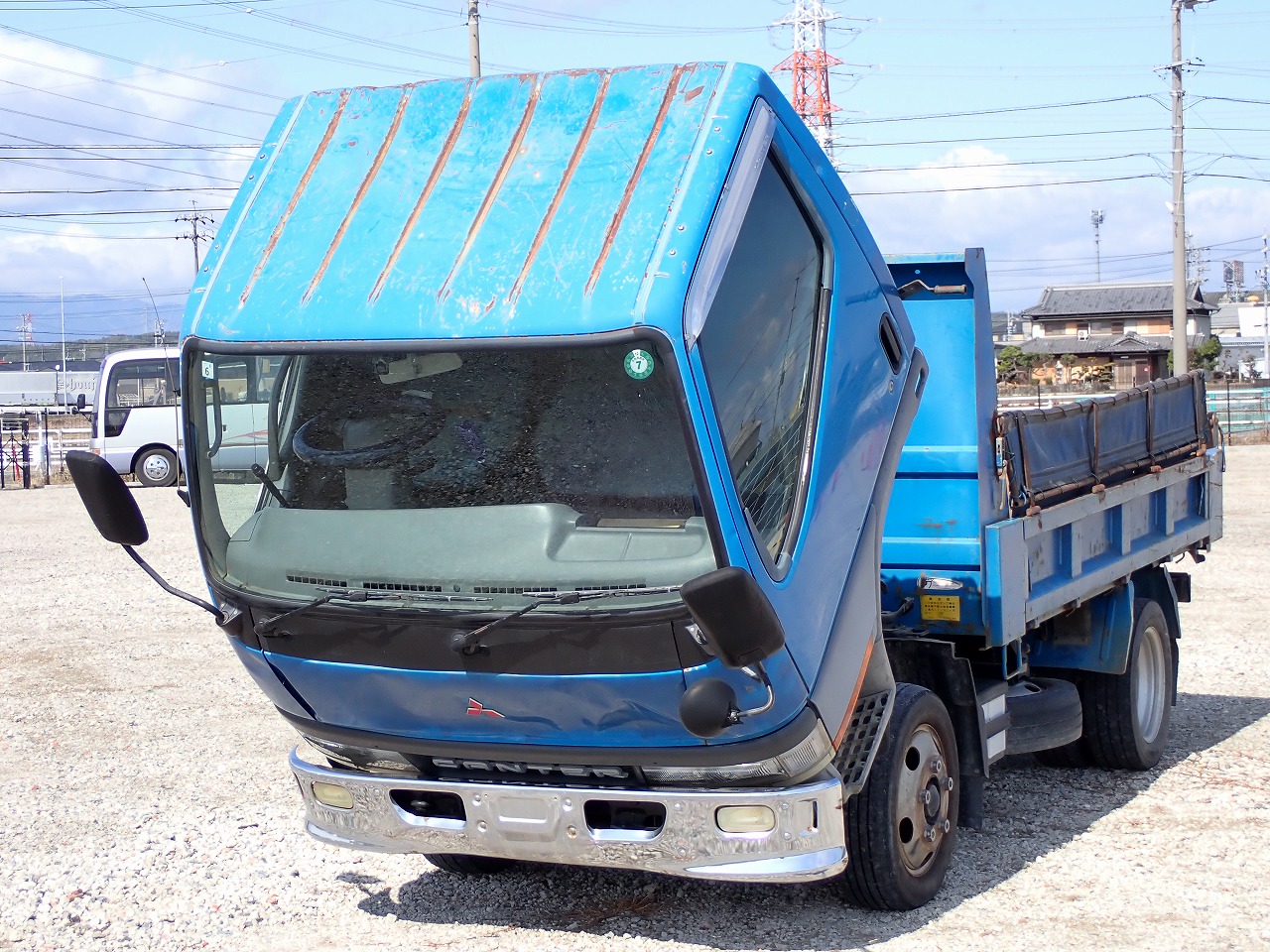 MITSUBISHI Canter