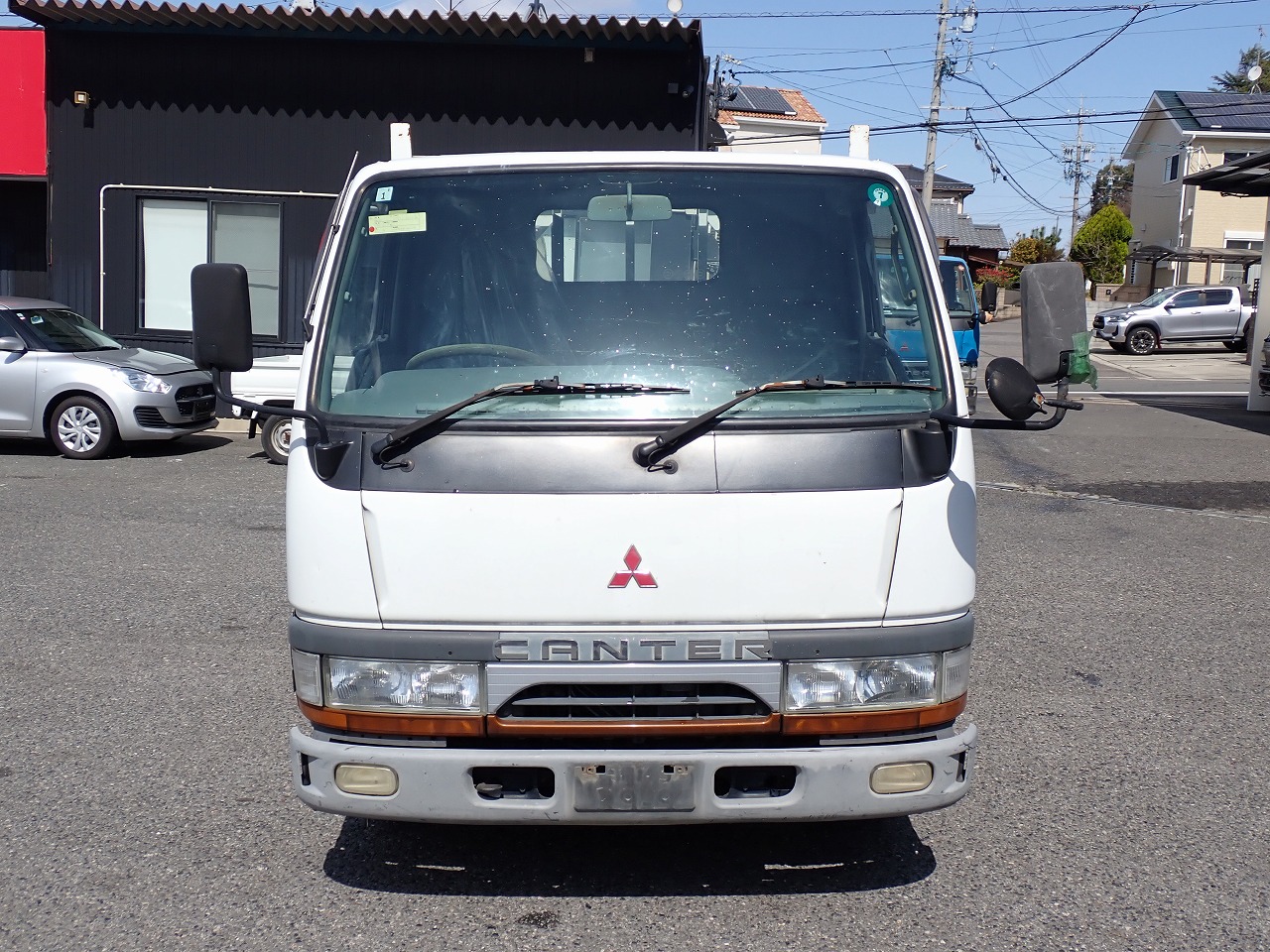 MITSUBISHI Canter