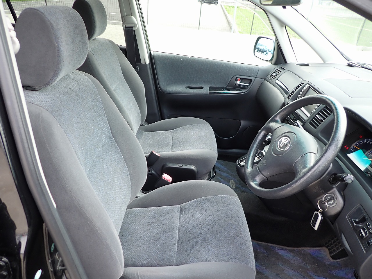 TOYOTA Corolla Spacio