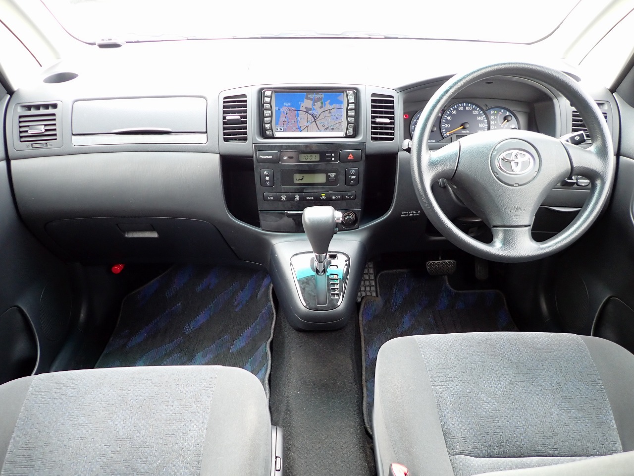 TOYOTA Corolla Spacio