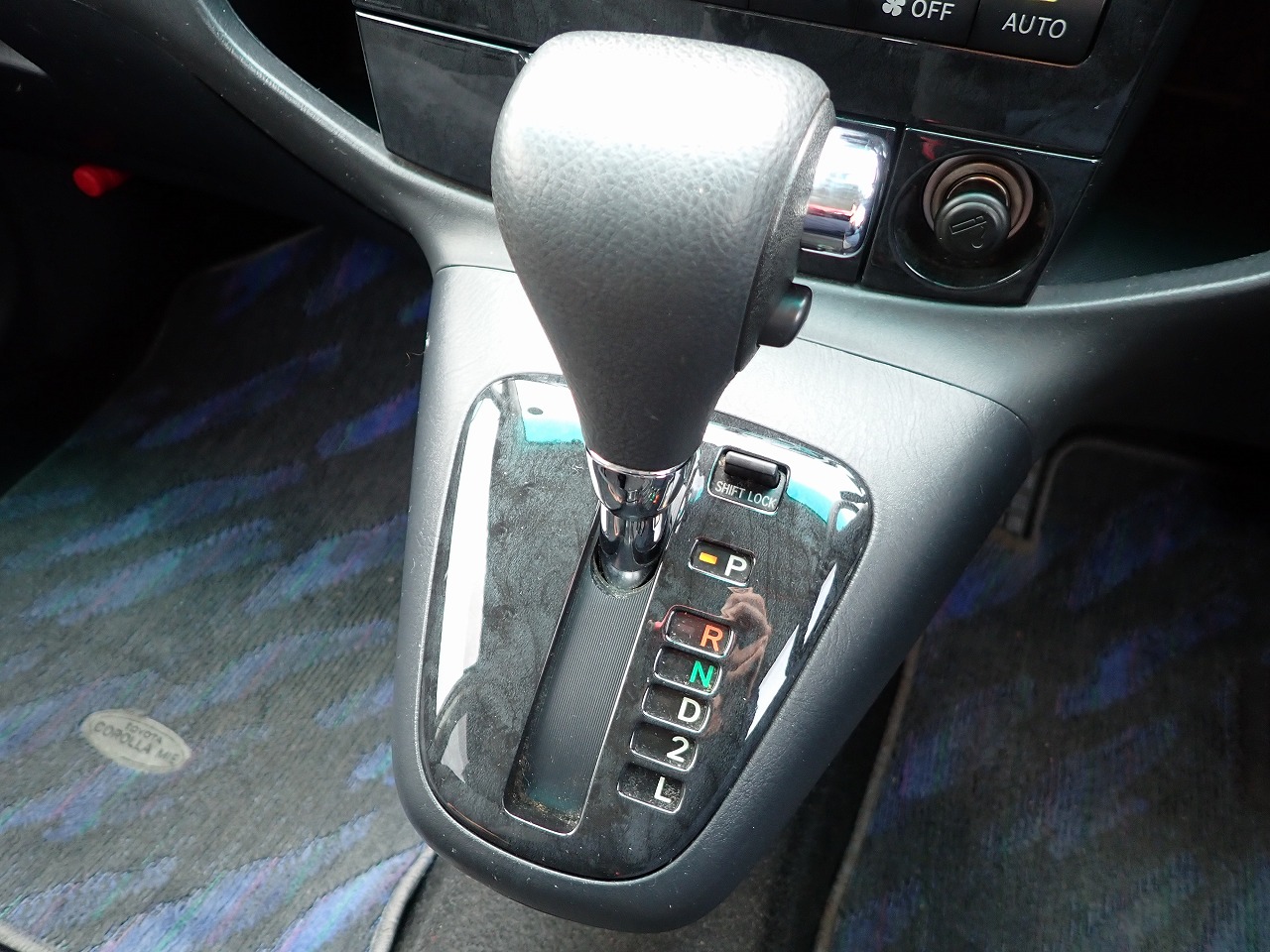 TOYOTA Corolla Spacio