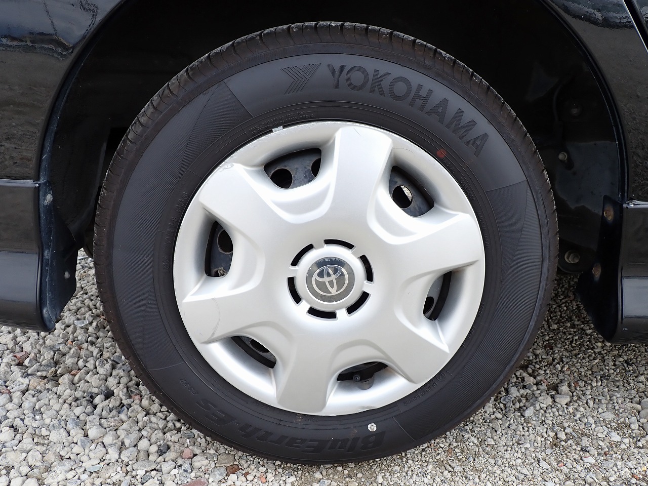 TOYOTA Corolla Spacio