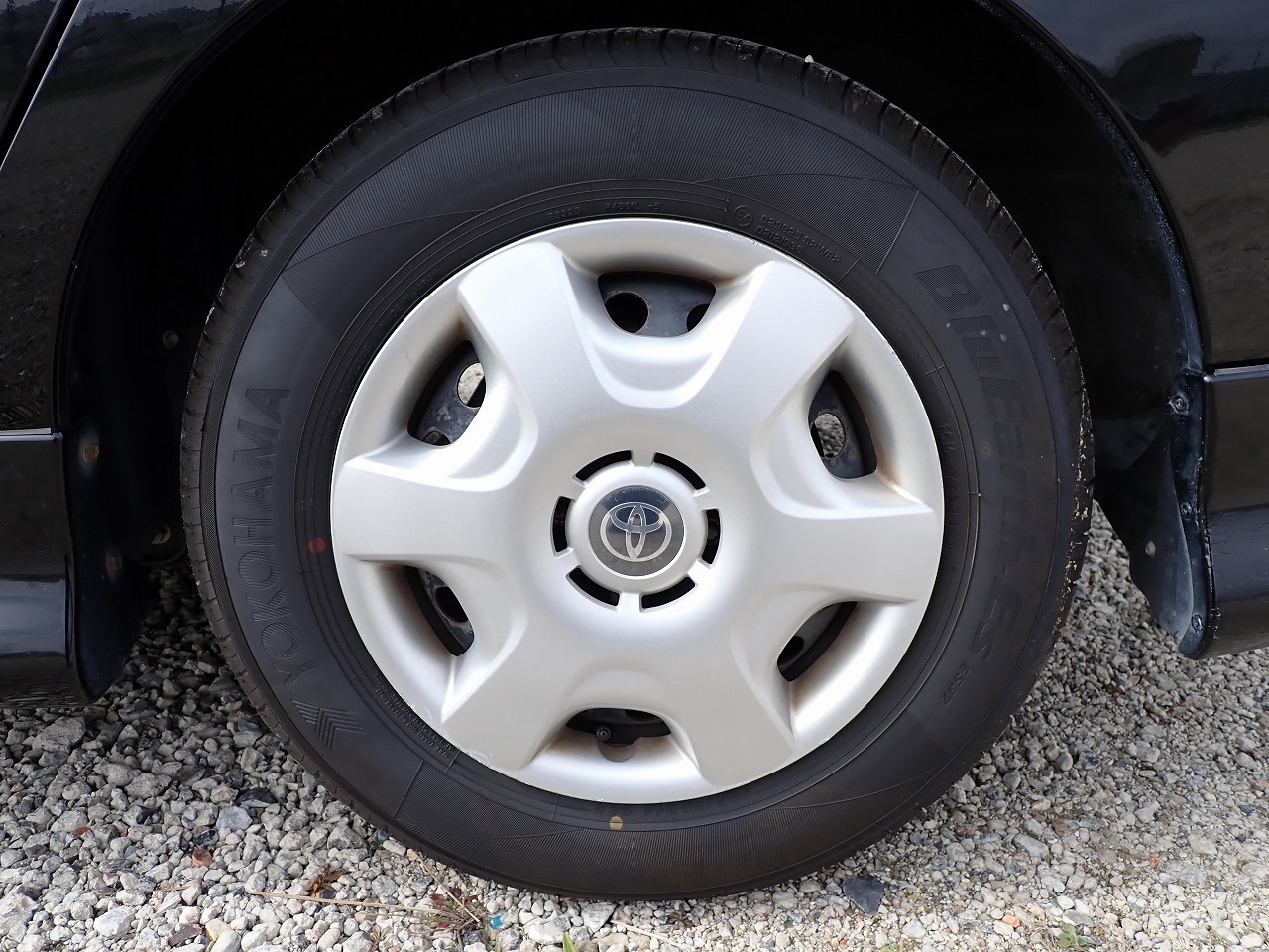 TOYOTA Corolla Spacio