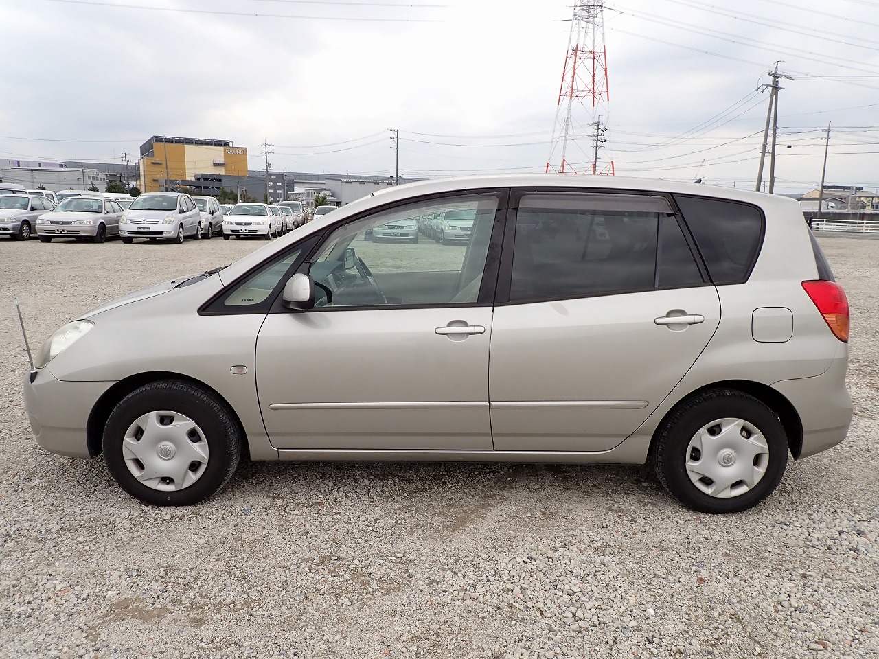 TOYOTA Corolla Spacio