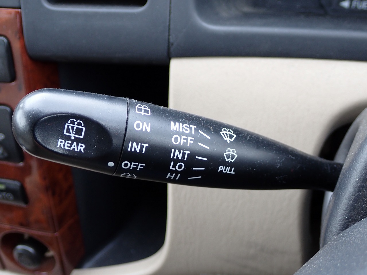 TOYOTA Corolla Spacio