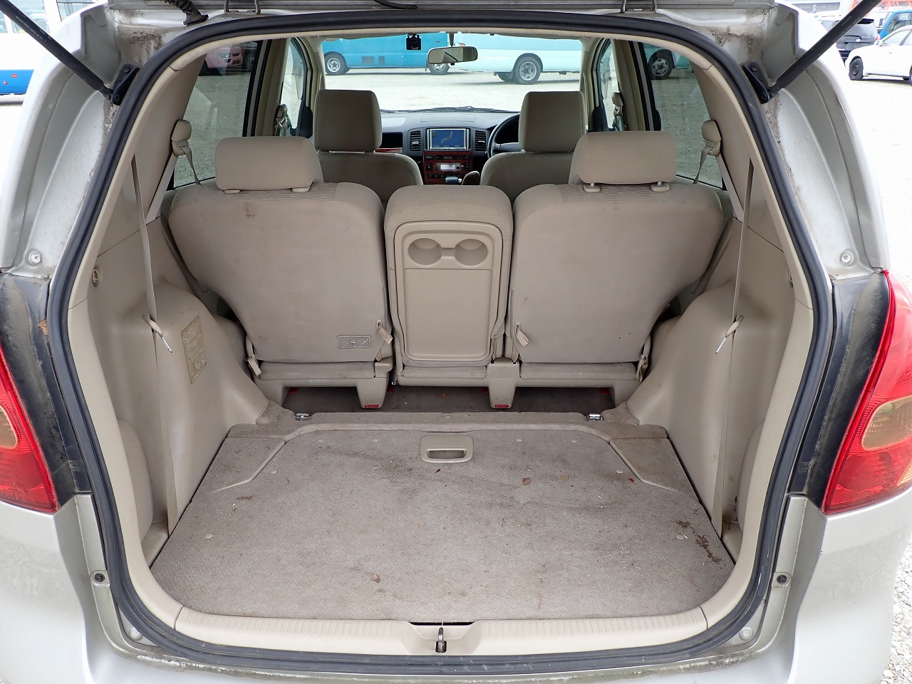 TOYOTA Corolla Spacio